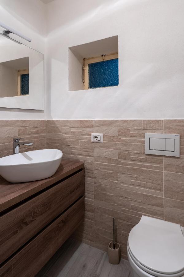 Casa Rocca Apartment Bosa Exterior photo