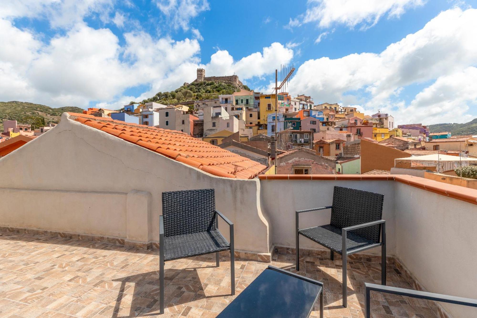 Casa Rocca Apartment Bosa Exterior photo